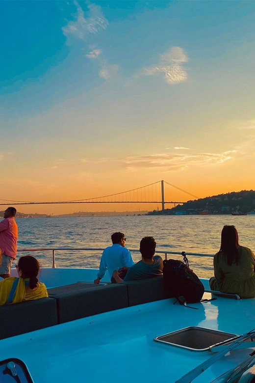 Istanbul: Bosphorus River Sunset Yacht Tour with Commentary - Sunset, snacks, and the value of the fare