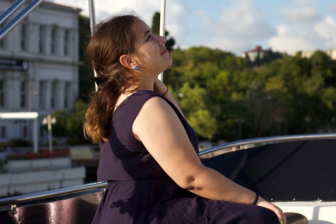 Istanbul Bosphorus Sunset Cruise on a Luxurious Yacht - What is included, and what is not