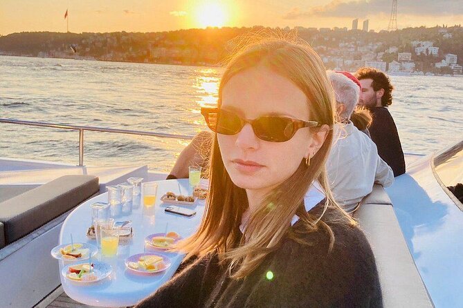 Istanbul Bosphorus Sunset Cruise on Luxury Yacht - Rumeli Fortress and the second bridge