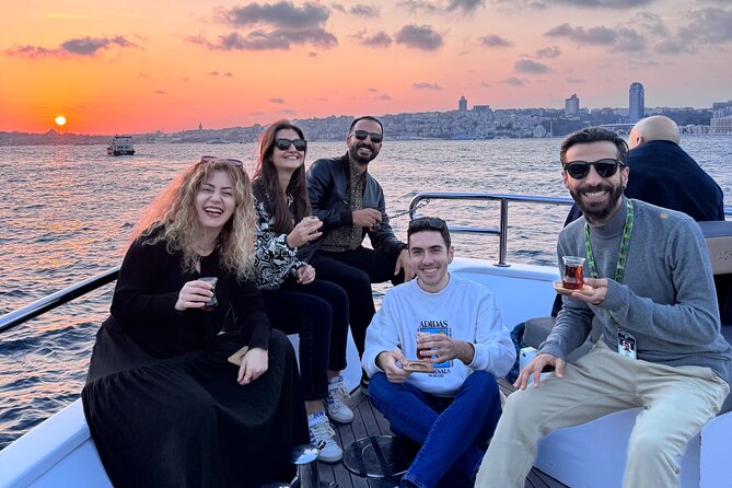 Istanbul Bosphorus Sunset Yacht Cruise - Key Points at a Glance