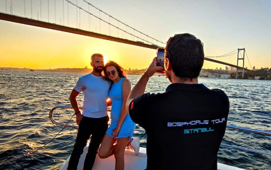 Istanbul: Bosphorus Sunset Yacht Cruise with Live Guide - Following the European shore from Dolmabahce to Rumeli Fortress