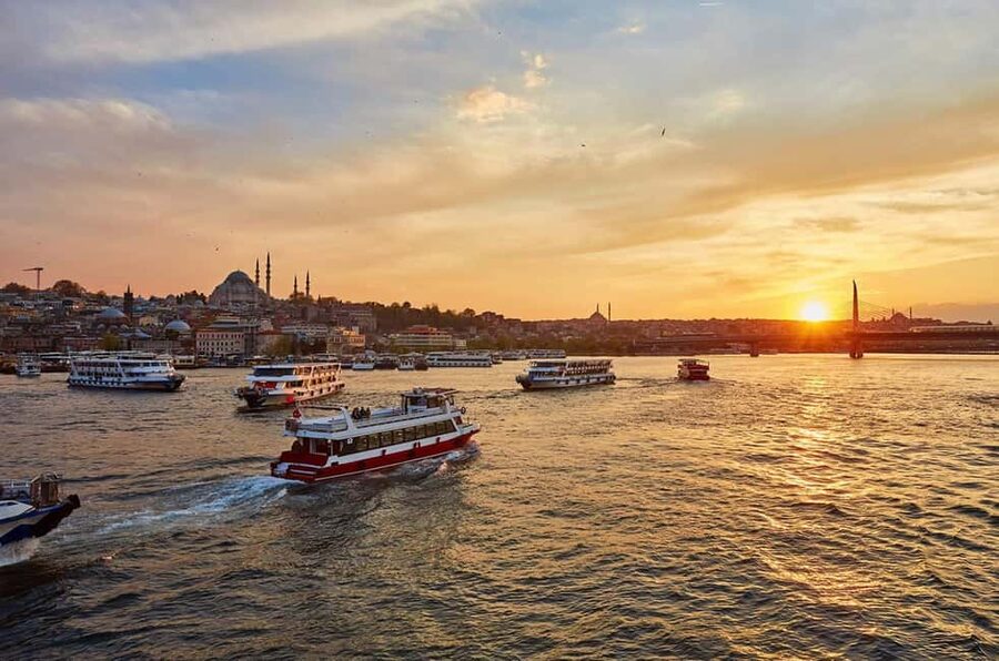 Istanbul: Bosphorus Yacht Cruise with Golden Horn View - Quick points before you book