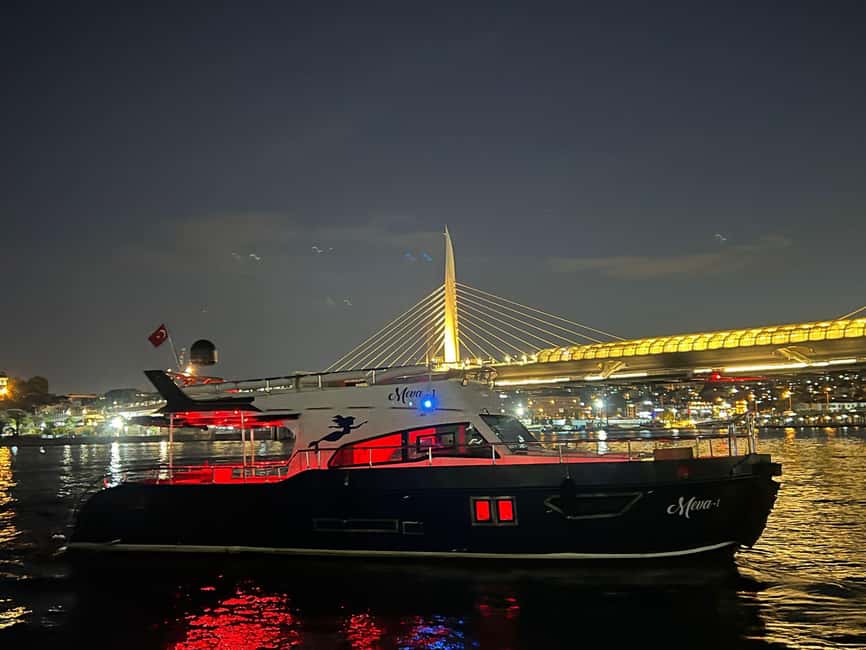 Istanbul: Bosphorus Yacht Cruise with Golden Horn View - Palaces, mosques, and bridges along the European shore