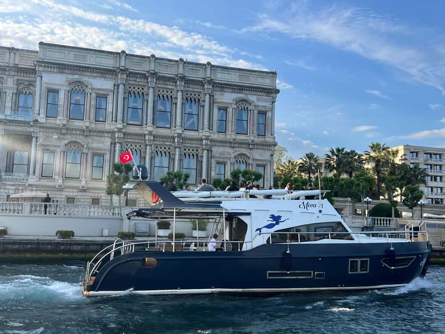 Istanbul: Bosphorus Yacht Cruise with Golden Horn View - Üsküdar and Maiden’s Tower