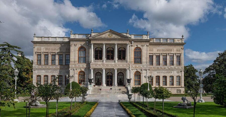 Istanbul: Dolmabahce Palace Tour and Bosphorus Yacht Cruise - Five-minute waterfront views after the palace