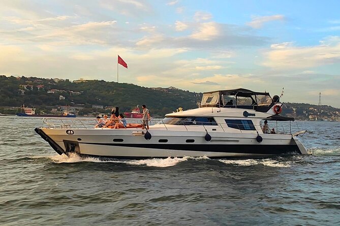 Istanbul: Luxury Private Yacht Cruise on the Bosphorus - Communication, Comfort, and Expectations