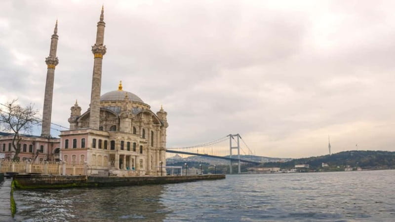 Istanbul: Luxury Yacht on Bosphorus - Choosing morning, sunset, or evening