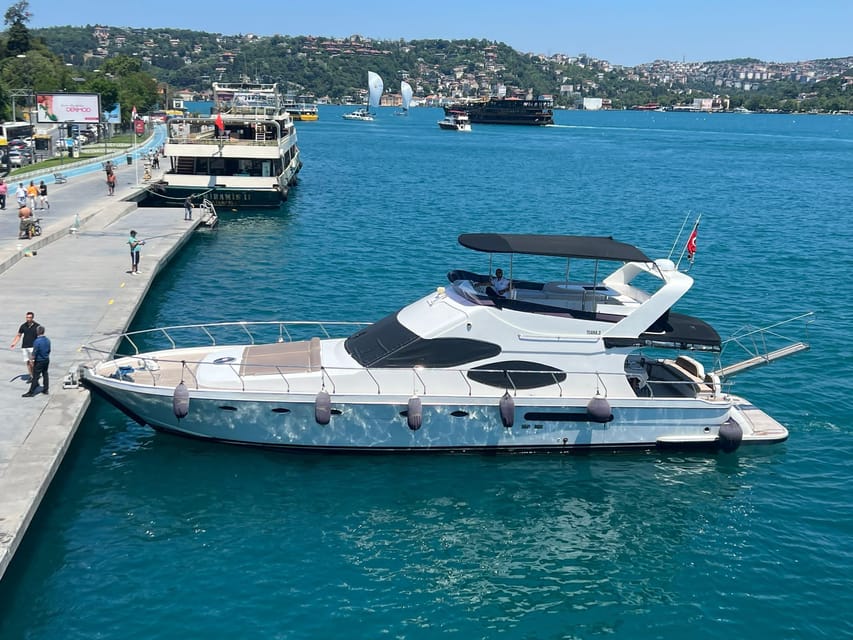 Istanbul: Private Bosphorus Strait Sightseeing Yacht Cruise - Why the Bosphorus works so well from a private boat