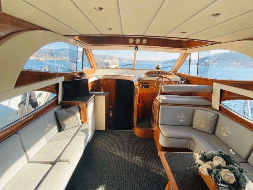 Istanbul: Private Bosphorus Tour On Luxury Yacht - Why a private Bosphorus cruise works so well