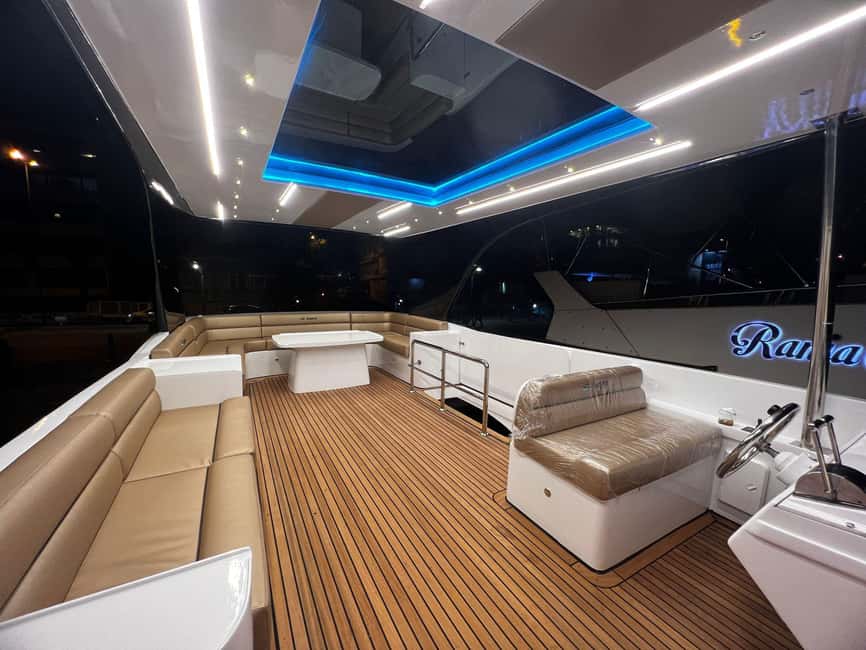 Istanbul: Private Bosphorus Yacht with Tour Guide and Snacks - What you see during the two-hour cruise