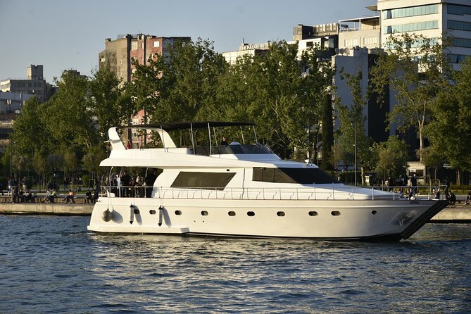 Istanbul Private Luxury Yacht on Bosphorus 25 Meter 82 Feet - Ortaköy Mosque and the 15 July Martyrs Bridge
