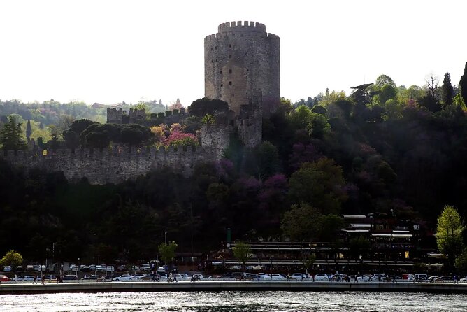 Istanbul Private Luxury Yacht on Bosphorus - Who will enjoy this one-hour cruise