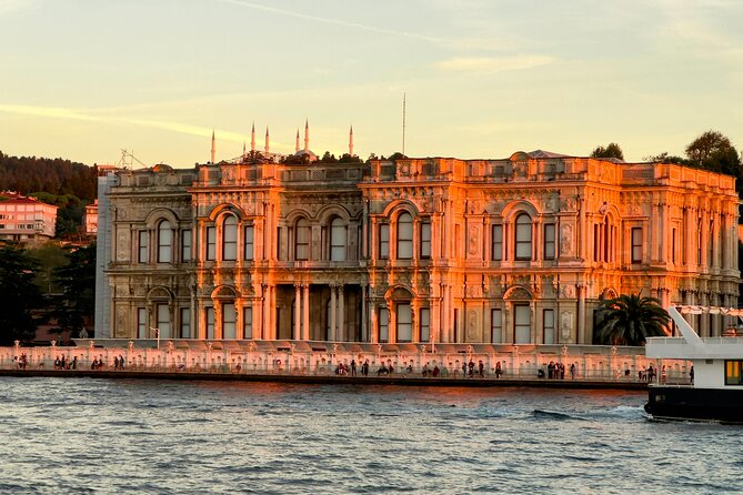 Istanbul Private Yacht Tour - 2 Hours - Dolmabahçe Palace and the first bridge