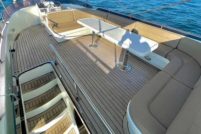 Istanbul: Small-Group Yacht Cruise with Snacks, Sunset or Daytime - From Karaköy to the old city waterfront