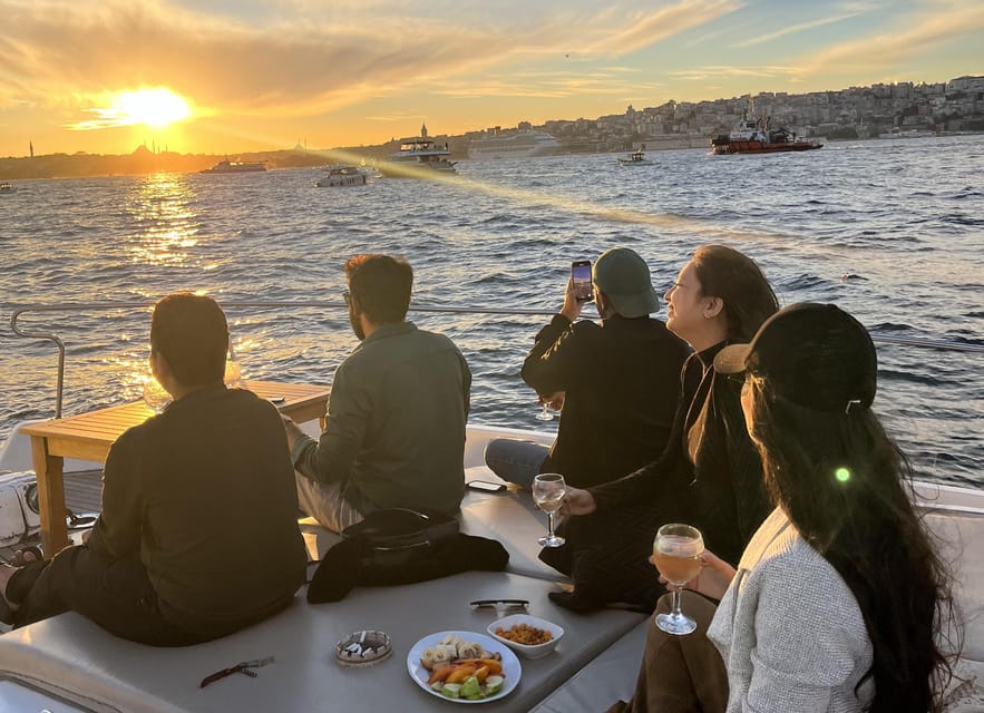 Istanbul: Small Group Yacht Tour with Unlimited Wine - Beylerbeyi Palace and the Asian shore