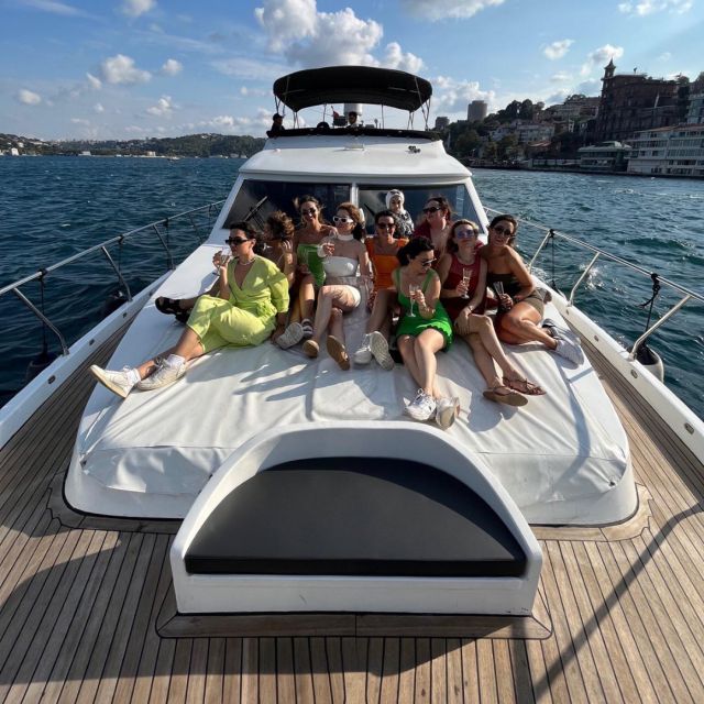 Istanbul: Sunset or Day Small-Group Yacht Cruise with Snacks - Why a small Bosphorus yacht works so well