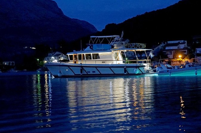 Korcula Private Yacht Cruise Including Wine Tasting and Dinner - Leaving the winery for a private yacht