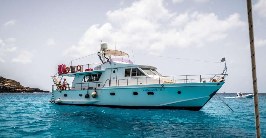 Lampedusa: Yacht excursion, swimming stops and typical lunch - What to bring and what is not supplied