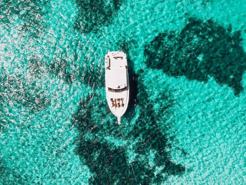 Lanzarote: Private Yacht Boat Trips & day at sea - Swimming, snorkeling, and time in the water