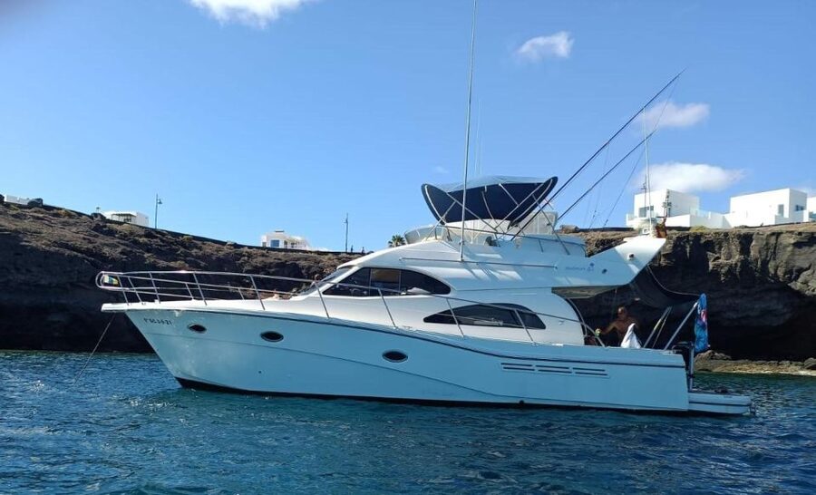 Lanzarote: Private Yacht Boat Trips & day at sea - Seeing Lanzarote from the Rodman 41