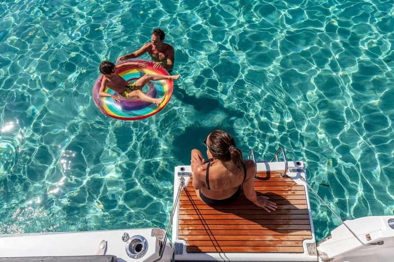 Latchi: Private Yacht Charter on Latchi Oasis - The captain and the private-group difference
