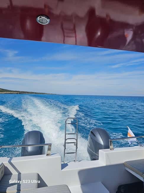 Latsi Blue Lagoon: Private Yacht with Drinks - The 45-minute natural harbor stop