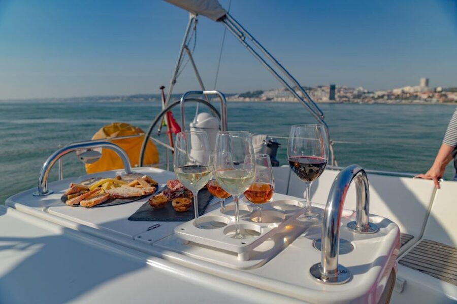 Lisbon: Private Tagus River Yacht Tour - Comfort, practical details, and the small print