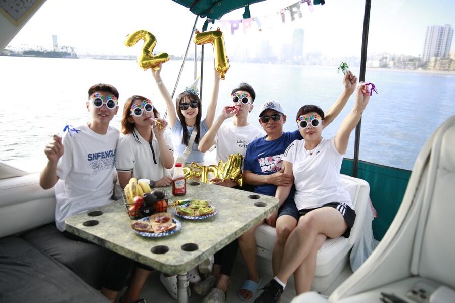 Long Beach: 2-Hour Private Group Yacht Cruise - Belmont Pier, Junipero Beach, and the Shoreline