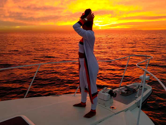 Long Beach: 3hr Private Yacht Trip (1 ticket covers 1-6 ppl) - Watching for dolphins, seals, sea lions, and pelicans