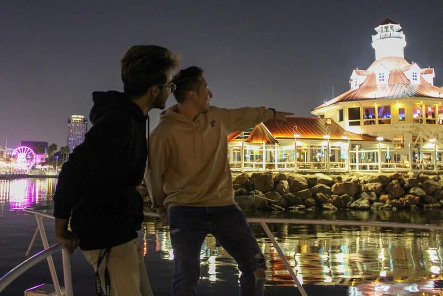 Long Beach: Private Night Yacht Cruise With City Lights - Meeting at Rainbow Harbor