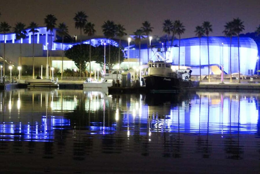 Long Beach: Private Night Yacht Cruise With City Lights - Parker’s Lighthouse and the return route
