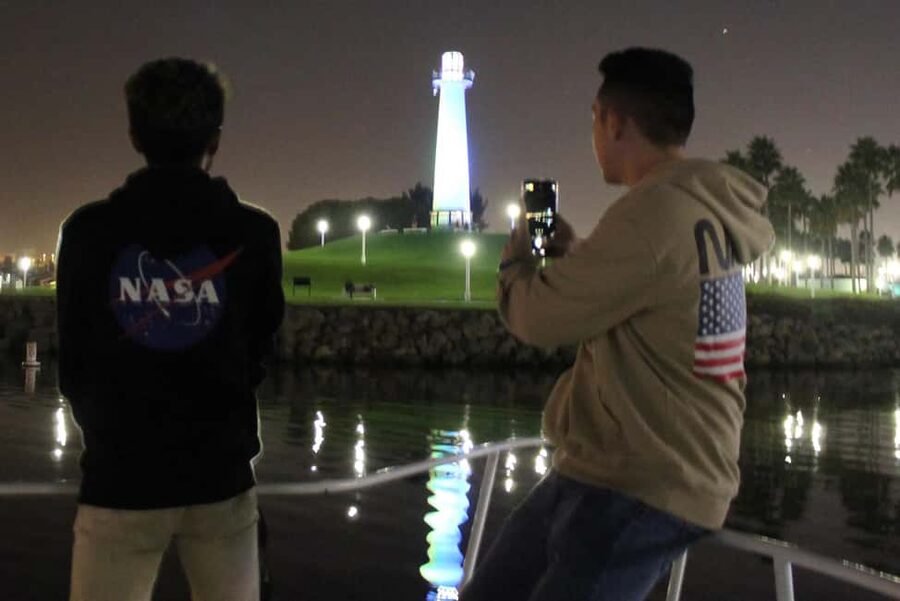 Long Beach: Private Night Yacht Cruise With City Lights - The captain makes a real difference