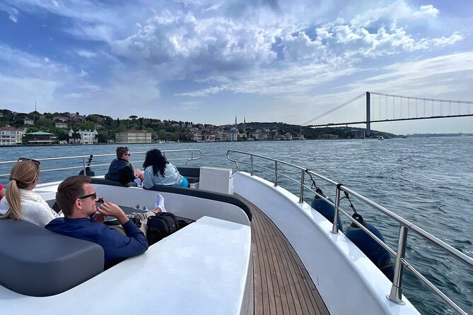 Luxury Bosphorus Yacht Cruise – Stopover in Asian Side - Who will enjoy this cruise most?