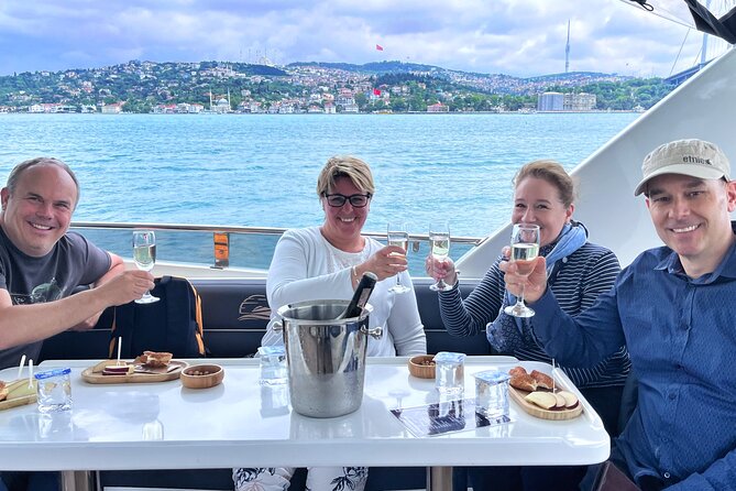 Luxury Bosphorus Yacht Tour – Asian Side Stop & Exploration - Çırağan Palace and Ortaköy Mosque