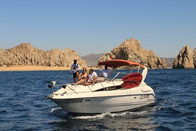 Luxury Experience on Private Yacht 34ft in Cabo - What a 34-foot Bayliner feels like for four hours