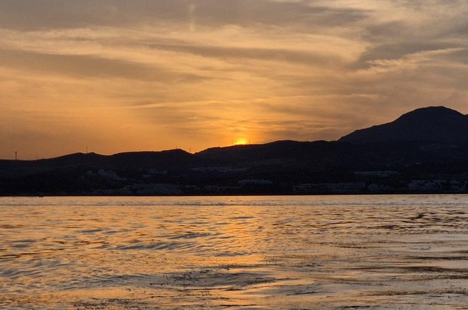 Luxury Motor Yacht in Estepona. Dophin spotting, swimming, etc - Snacks, cava, and optional upgrades