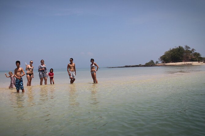 Luxury Private Motor Yacht Charter by Simba Sea Trips - A private day on the Sealine SC35