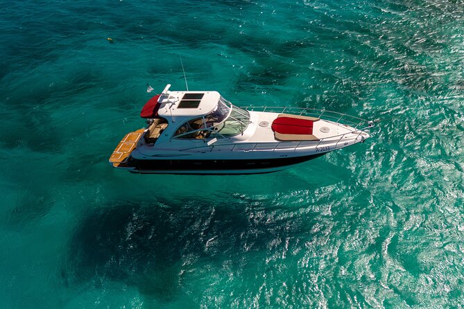 Luxury Private Yacht Charter Aruba - Eden Luca Yachts - Why the private format can be worth the price