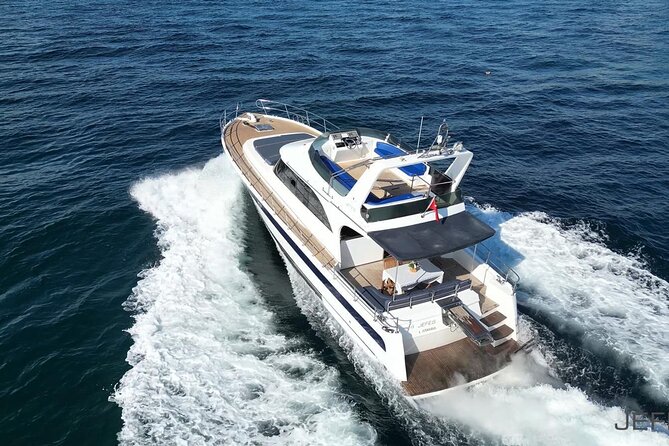 Luxury Private Yacht Tour on the Bosphorus in Istanbul - Luxury, comfort, and what is not specified