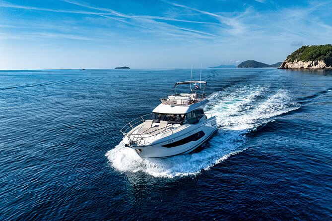 Luxury sunset cruise in Dubrovnik - What the private format means for your group