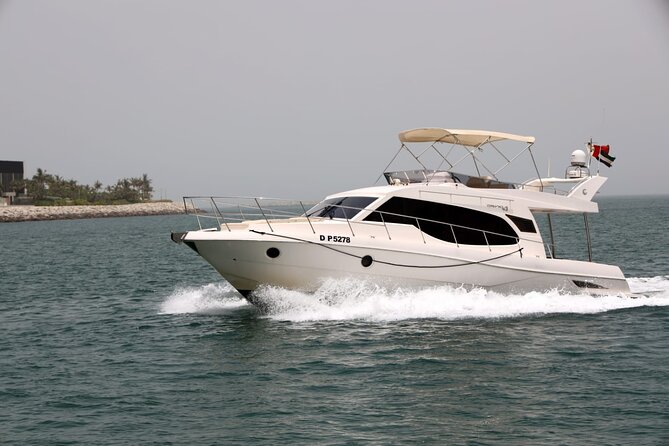 Luxury Yacht Charter : Dubai Marina, Atlantis The Palm & Burj Al Arab - Palm Jumeirah and Atlantis The Palm