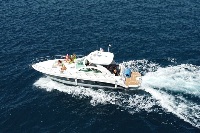 Luxury yacht for private tour EN Cabo San Lucas - Lover’s Beach and Divorce Beach, side by side