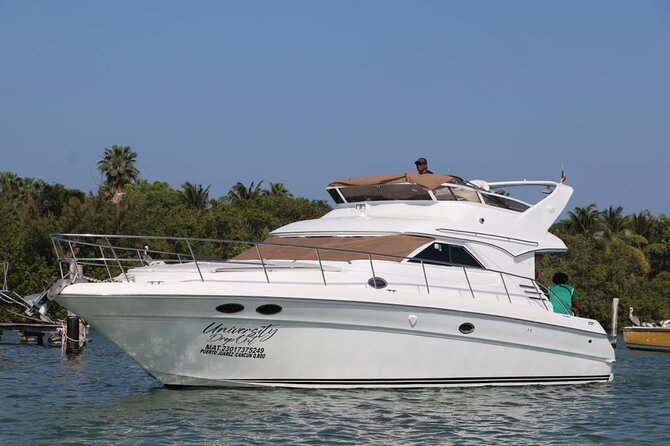 Luxury Yacht in Paradise and snorkel by Isla Mujeres - A private yacht cruise with room to choose your pace