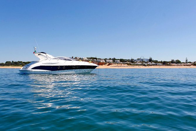 Luxury Yacht Rental with crew - Key points to know before booking