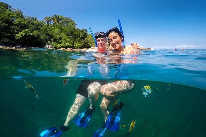 Luxury Yacht & Snorkel with All inclusive Open bar and lunch - Cruising south across the Bay of Banderas