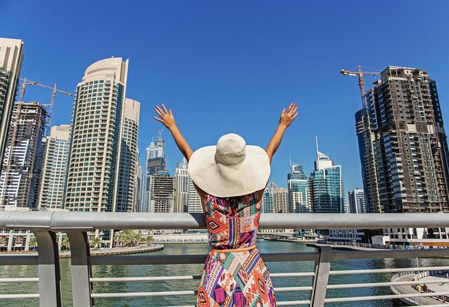 Luxury Yacht Tour Around Palm Island - Key points to know before you book