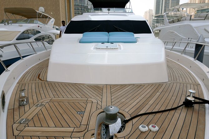 Majesty 77ft Diamond Dust — Dubai's best yacht rental - Swimming, fishing, and time off the boat