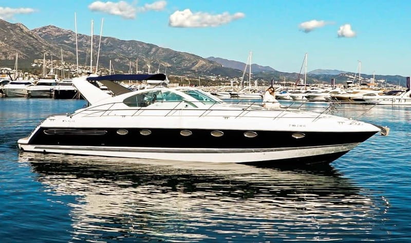 Marbella: 2-8 hour private luxury yacht cruise on a Targa37 or Targa48 - Key points at a glance