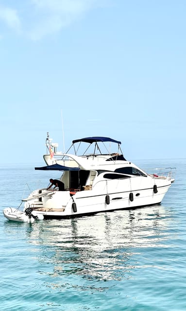 Marbella: Private Cruise in Yacht - A good choice for families and private celebrations