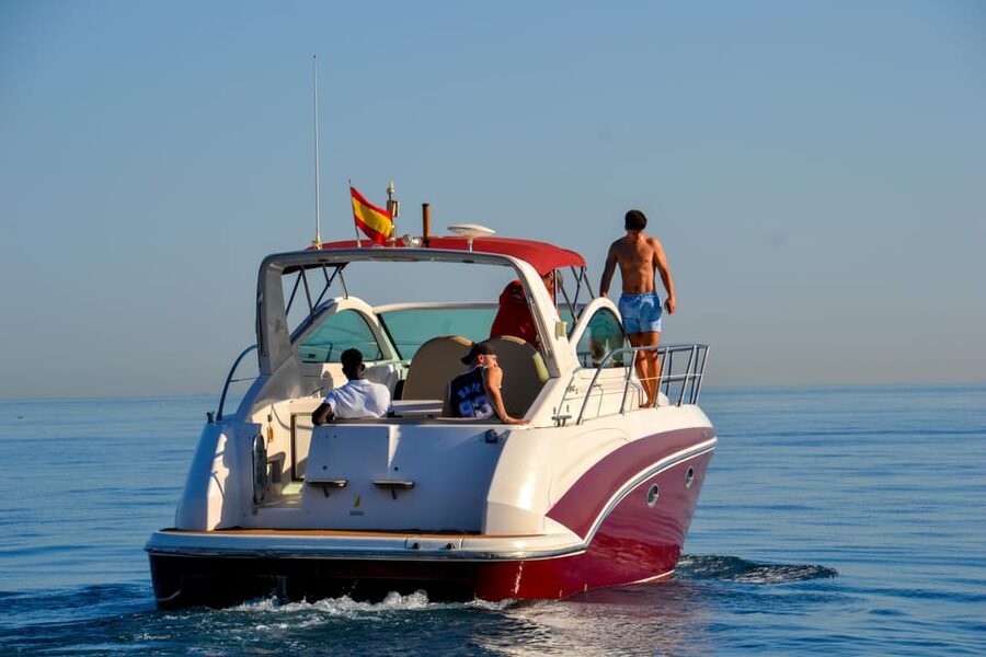 Marbella: views from a yacht for one or two hours - Puerto Banús from the water